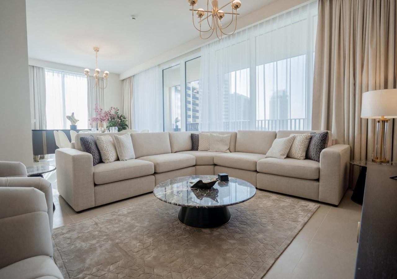 Apartment Nasma Luxury - Harbour Gate Tower 1 *