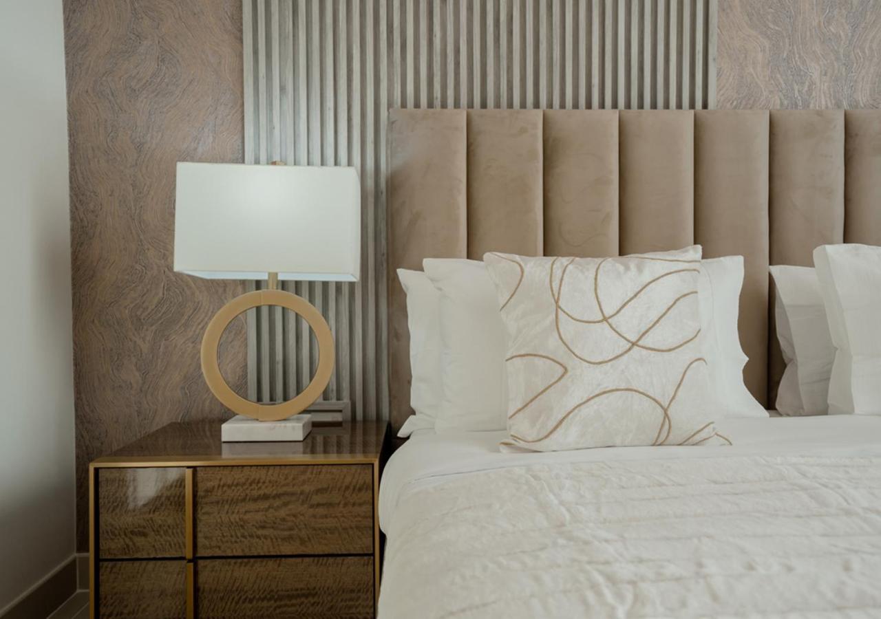 Nasma Luxury - Harbour Gate Tower 1