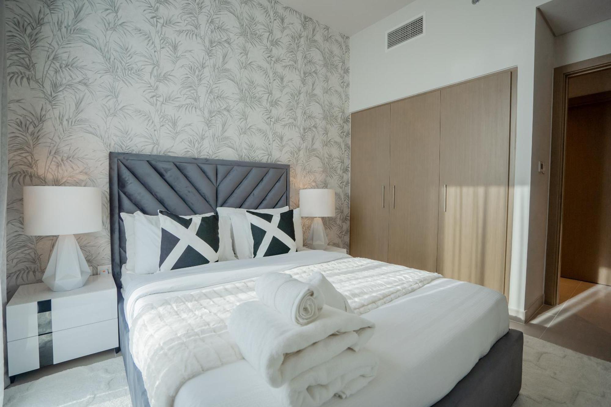 Nasma Luxury - Harbour Gate Tower 1 * Dubai